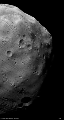3_h7915_phobos_nadir_large0.jpg