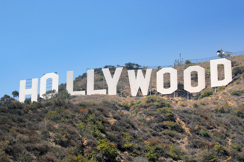 800px_HollywoodSign.jpg